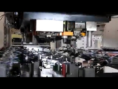 Grijper voor de persruimte voor het stempelen van plaatmetaal